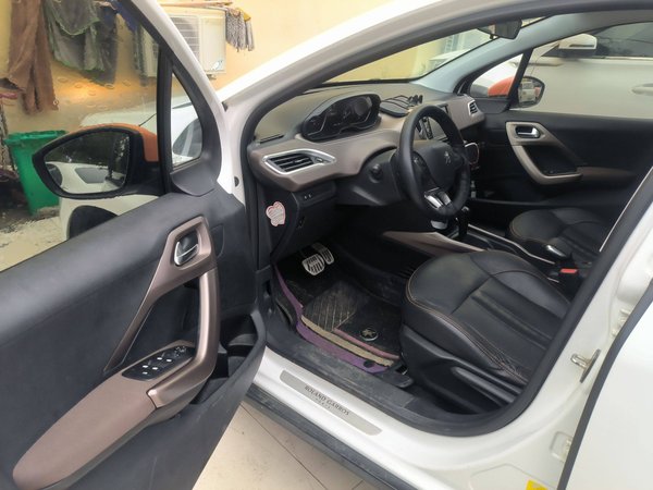 Peugeot 2008 2015, 28000 км, за 6619 USD - фото 12