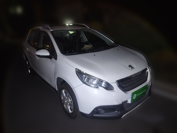 Peugeot 2008 2015, 54500 км, за 4886 USD