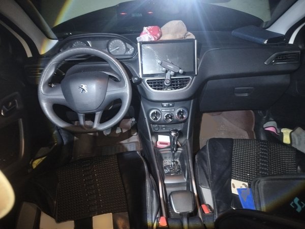 Peugeot 2008 2015, 54500 км, за 4886 USD - фото 18