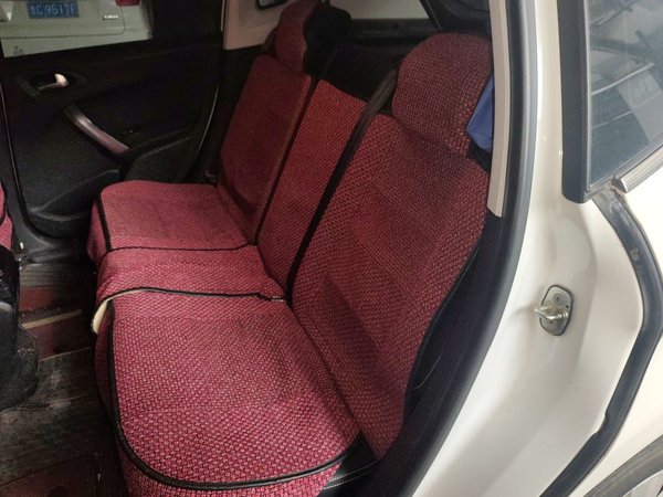 Peugeot 2008 2015, 71500 км, за 5574 USD - фото 19