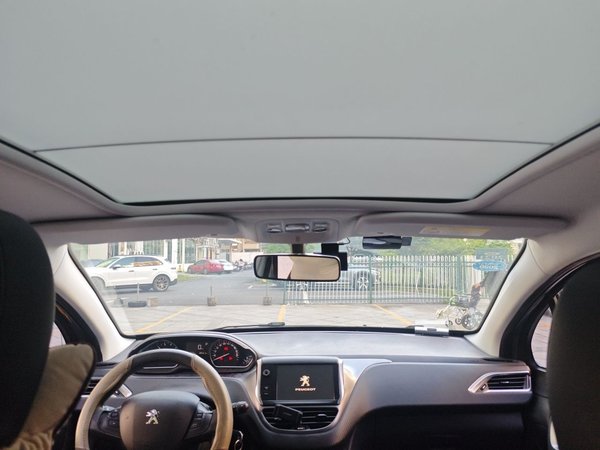 Peugeot 2008 2016, 84900 км, за 4885 USD - фото 15