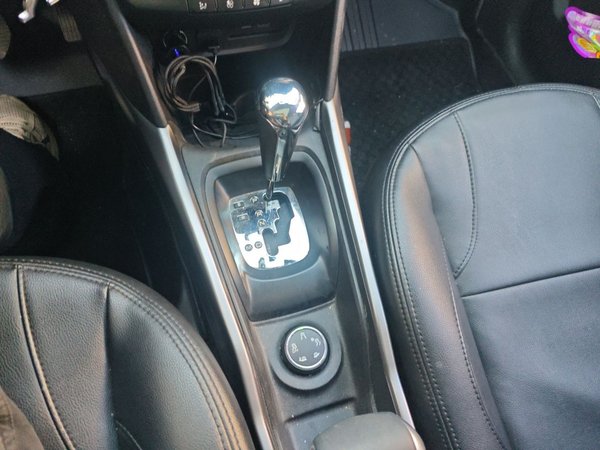 Peugeot 2008 2016, 84900 км, за 4885 USD - фото 11