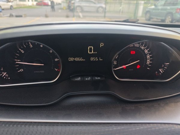 Peugeot 2008 2016, 84900 км, за 4885 USD - фото 8
