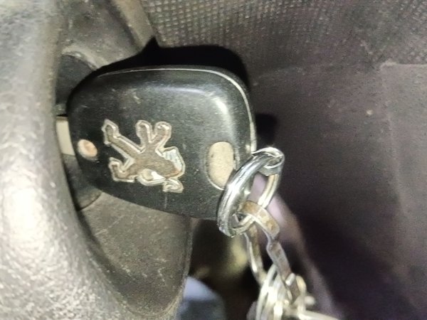 Peugeot 207 2011, 62100 км, за 2793 USD - фото 9