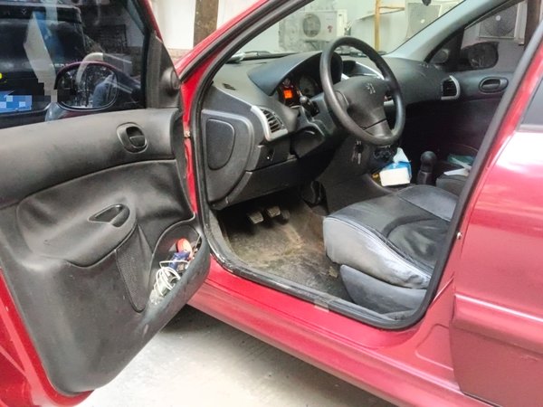 Peugeot 207 2011, 62100 км, за 2793 USD - фото 17