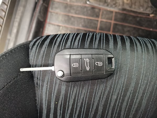 Peugeot 3008 2013, 47500 км, за 4703 USD - фото 15