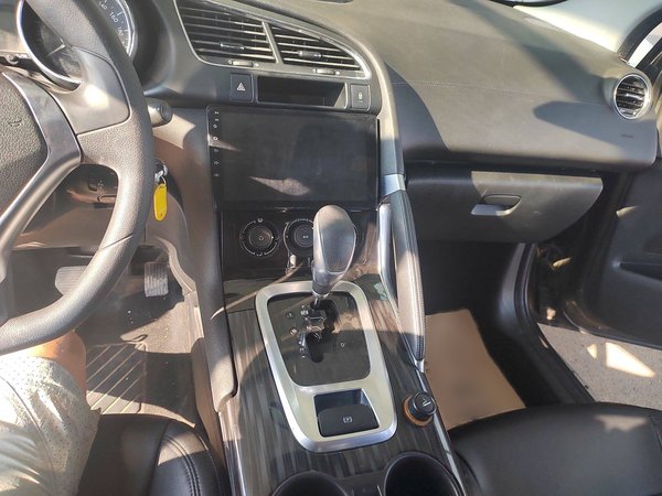 Peugeot 3008 2015, 116200 км, за 4811 USD