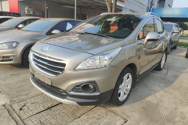 Peugeot 3008 · 2015 год