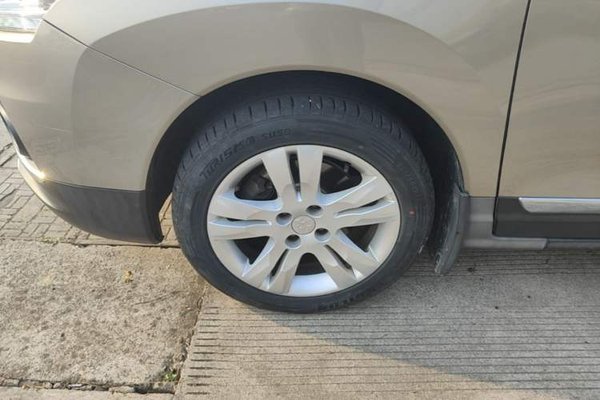 Peugeot 3008 2015, 120800 км, за 5093 USD - фото 10