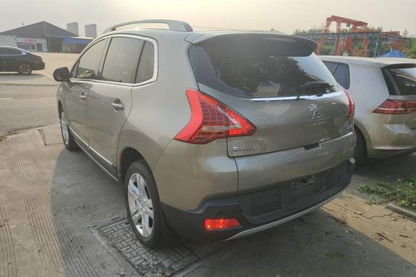Peugeot 3008 2015, 120800 км, за 5093 USD