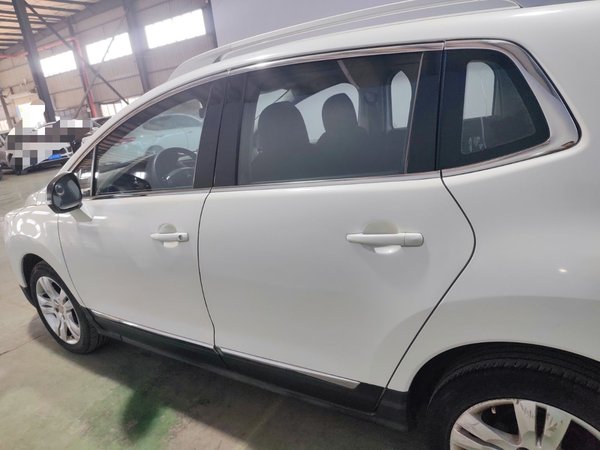 Peugeot 3008 2015, 119700 км, за 4721 USD