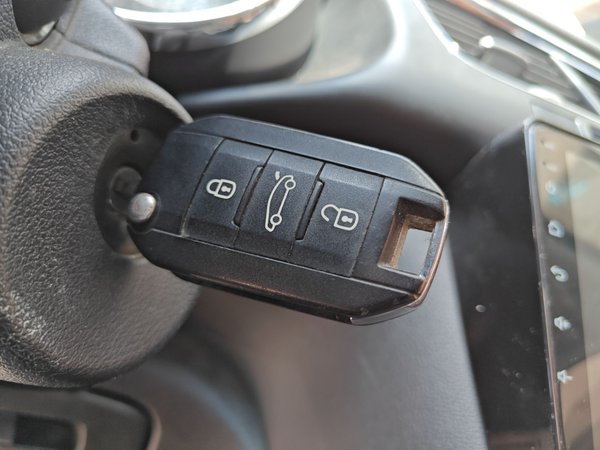 Peugeot 3008 2019 350THP Automatic Leading Edition, 2019 года