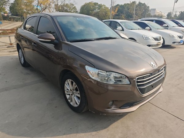 Peugeot 301 2014 1.6L Manual Comfort Edition, 2014 года