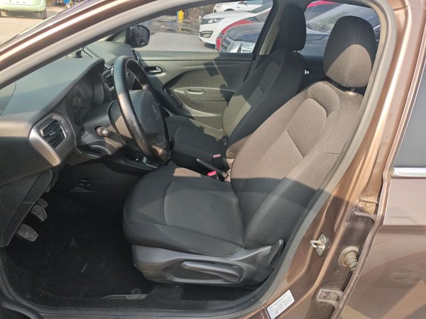 Peugeot 301 2014, 118200 км, за 3455 USD - фото 18