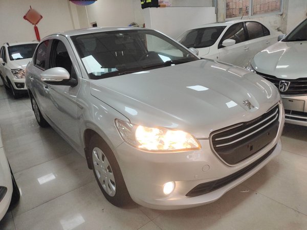 Peugeot 301 2014 1.6L Manual Comfort Edition, 2014 года