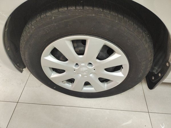 Peugeot 301 2014, 72900 км, за 3367 USD - фото 8