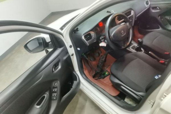 Peugeot 301 2014, 103600 км, за 3677 USD - фото 18