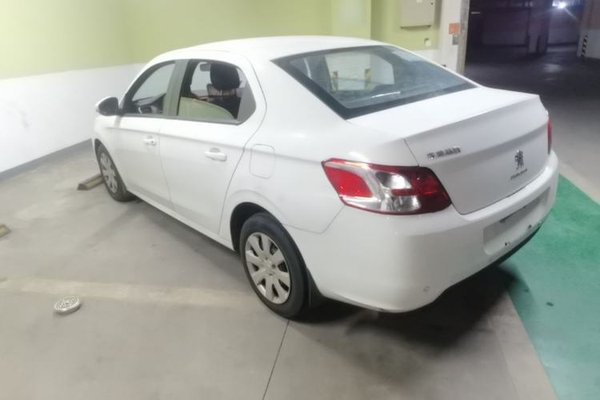 Peugeot 301 2014, 103600 км, за 3677 USD