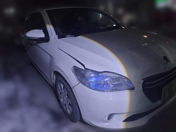 Peugeot 301 2014, 114900 км, за 3105 USD