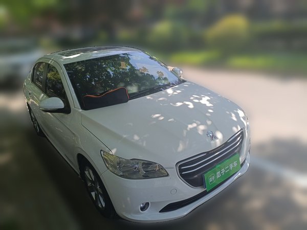 Peugeot 301 2014, 81600 км, за 3012 USD