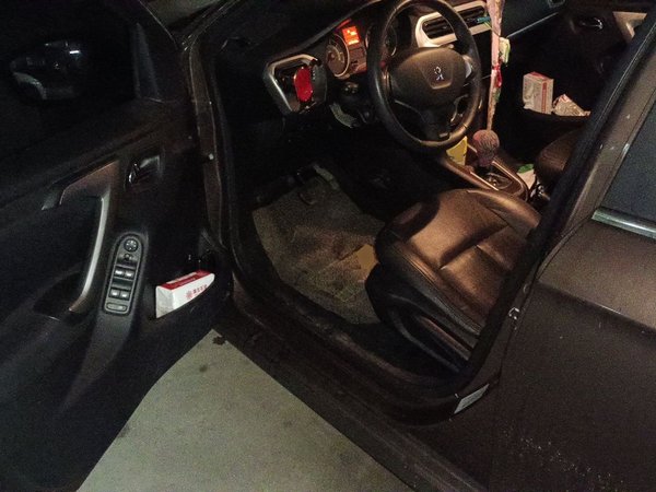 Peugeot 301 2016, 75400 км, за 4125 USD - фото 17