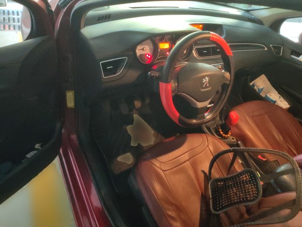 Peugeot 308 2013, 190500 км, за 2561 USD - фото 17