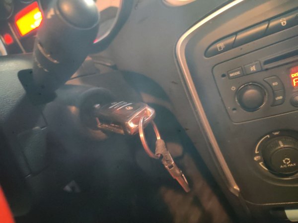 Peugeot 308 2013, 190500 км, за 2561 USD - фото 9