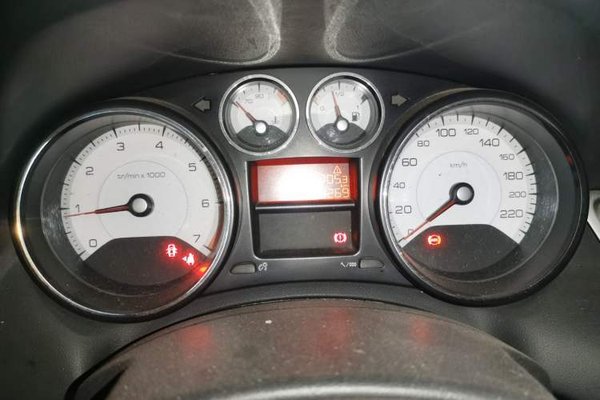Peugeot 308 2014, 54200 км, за 2139 USD - фото 12