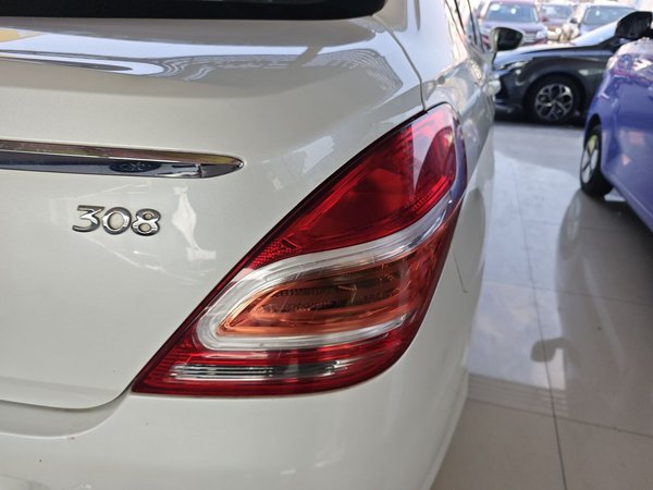 Peugeot 308 2014, 103100 км, за 3758 USD - фото 7