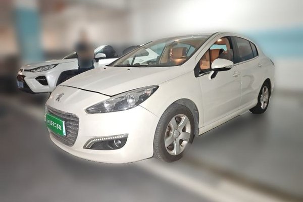 Peugeot 308 · 2014 год