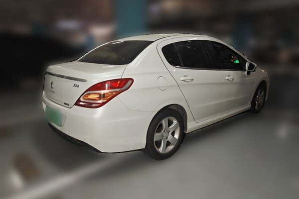 Peugeot 308 2014, 66700 км, за 3715 USD