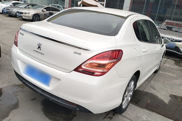 Peugeot 308 2014, 71600 км, за 3993 USD - фото 6