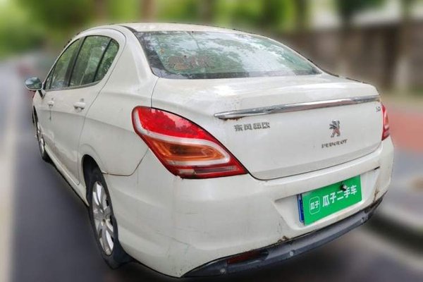 Peugeot 308 2014, 75800 км, за 4554 USD