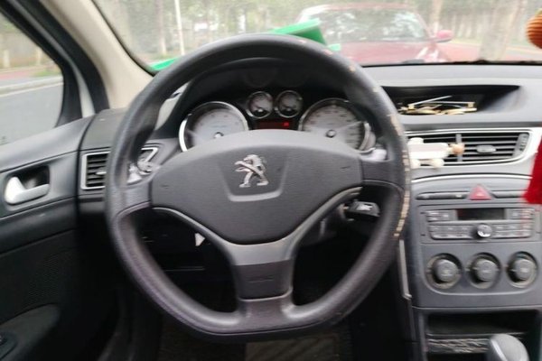 Peugeot 308 2014, 75800 км, за 4554 USD - фото 15