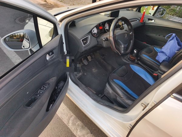 Peugeot 308 2014, 77600 км, за 2555 USD - фото 17