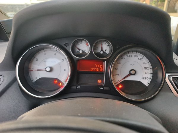 Peugeot 308 2014, 77600 км, за 2555 USD - фото 12