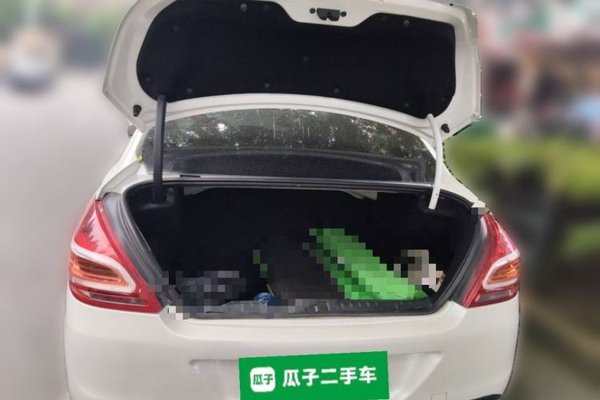 Peugeot 308 2014, 86500 км, за 9999999 USD