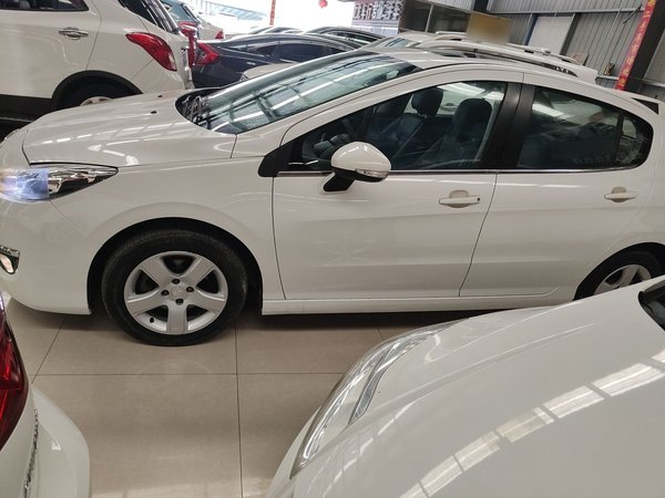 Peugeot 308 2014, 96900 км, за 4005 USD - фото 4