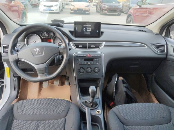 Peugeot 308 2014, 98300 км, за 4355 USD - фото 13
