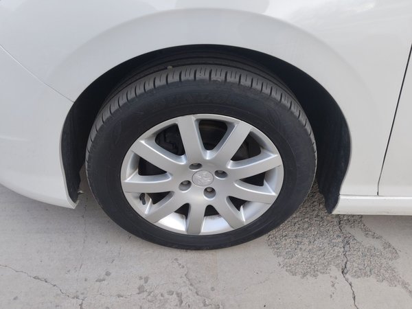 Peugeot 308 2014, 98300 км, за 4355 USD - фото 8