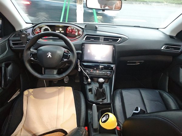 Peugeot 308 2016, 59800 км, за 3925 USD - фото 15