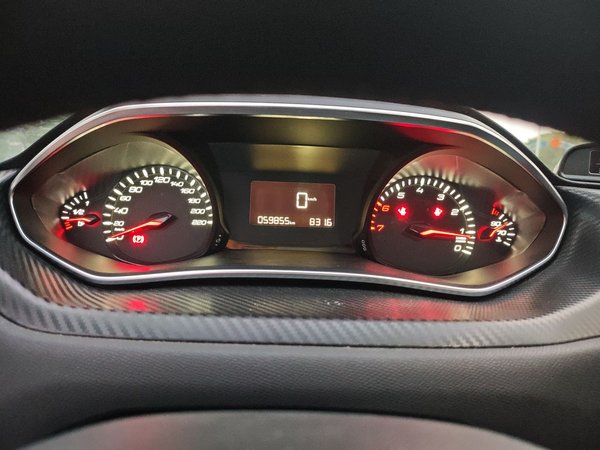 Peugeot 308 2016, 59800 км, за 3925 USD - фото 11