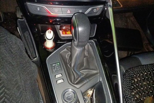 Peugeot 308 2016, 89000 км, за 6451 USD - фото 13