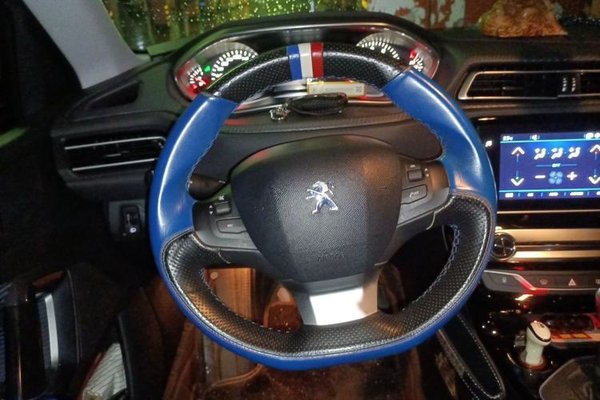 Peugeot 308 2016, 89000 км, за 6451 USD - фото 9