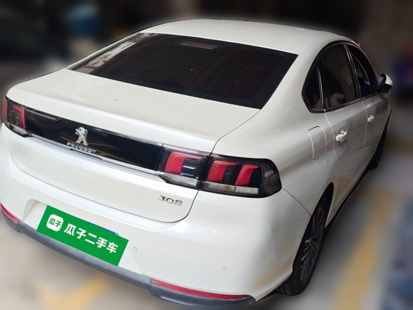 Peugeot 308 2016, 57400 км, за 6614 USD