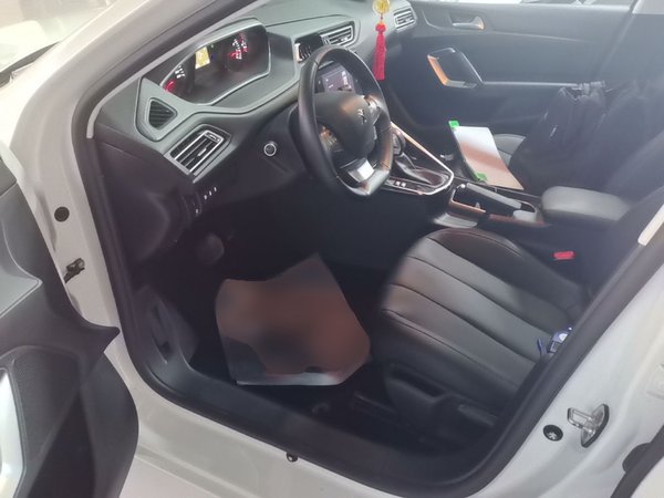 Peugeot 308 2016, 65900 км, за 6321 USD - фото 18