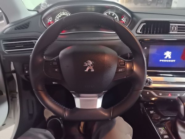 Peugeot 308 2016, 65900 км, за 6321 USD - фото 14