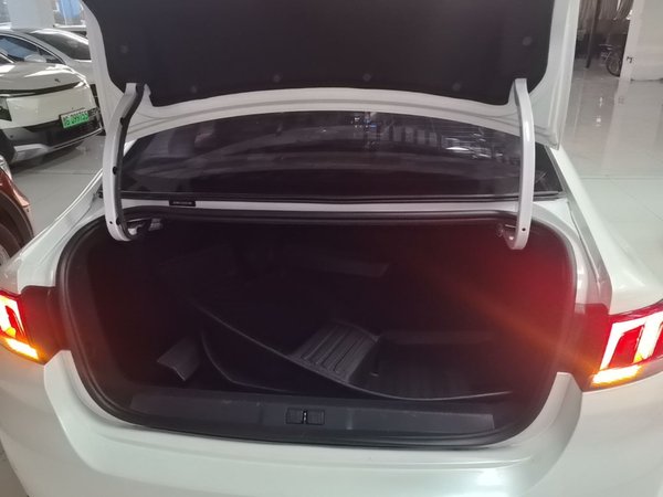 Peugeot 308 2016, 65900 км, за 6321 USD - фото 22