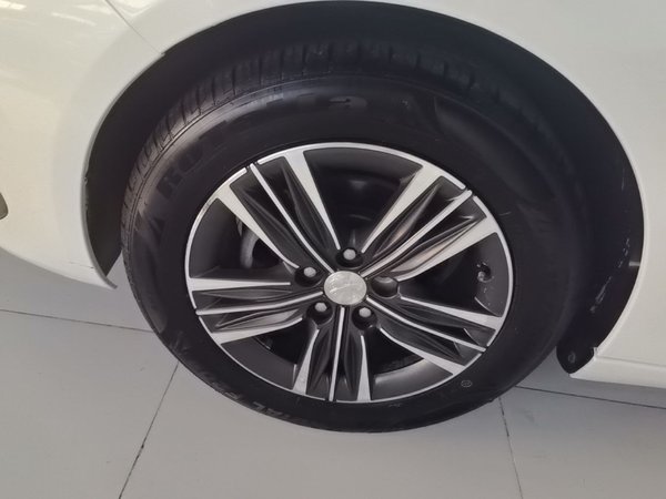 Peugeot 308 2016, 65900 км, за 6321 USD - фото 8