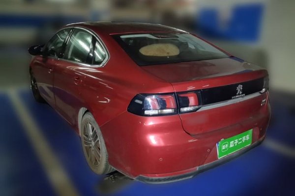 Peugeot 308 2018, 155900 км, за 3737 USD
